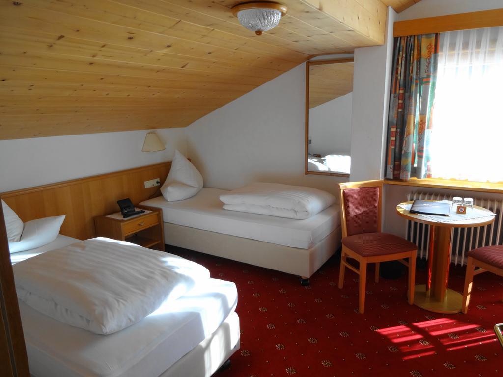 Haus Morgensonne Bed & Breakfast Санкт Антон ам Арлберг Екстериор снимка