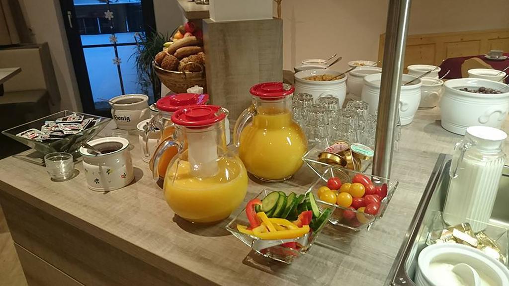 Haus Morgensonne Bed & Breakfast Санкт Антон ам Арлберг Екстериор снимка